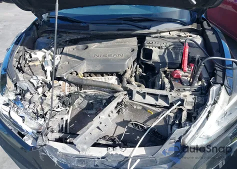 2017 Nissan Altima 2.5/2.5 S/2.5 Sl/2.5 Sr/2.5 Sv z USA, uszkodzony, nr VIN 1N4AL3AP5HC116626